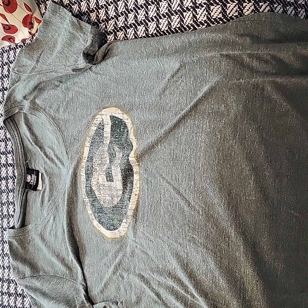 NFL Team Apparel Large Green Bay Packers Shirt